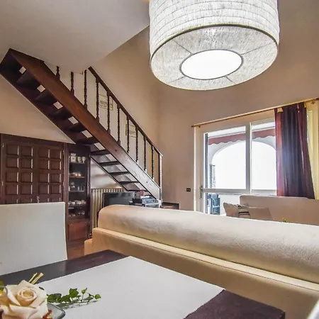 Bed And Direkt Am See, Feriolo